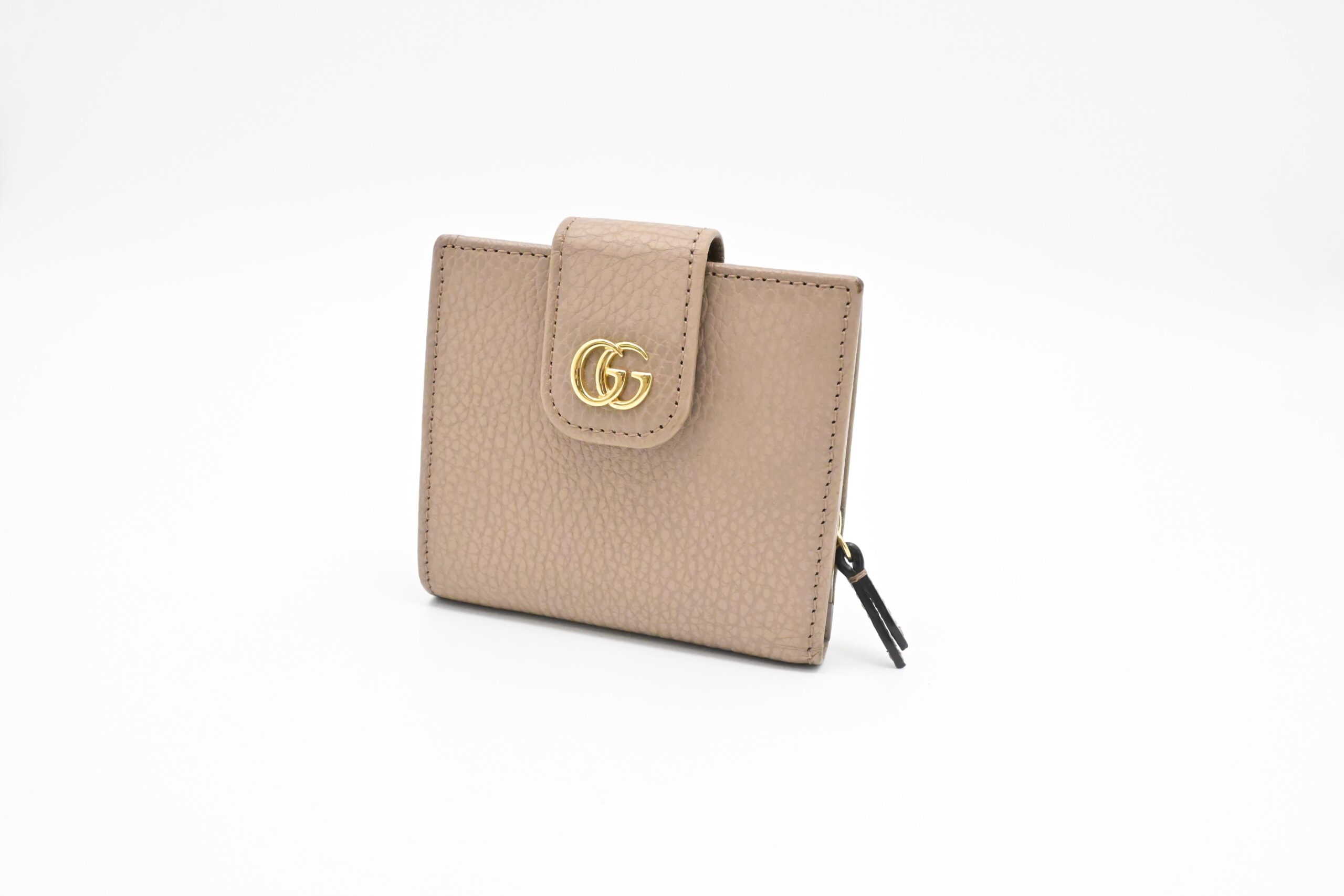 Gucci Compact Wallet in Beige Leather