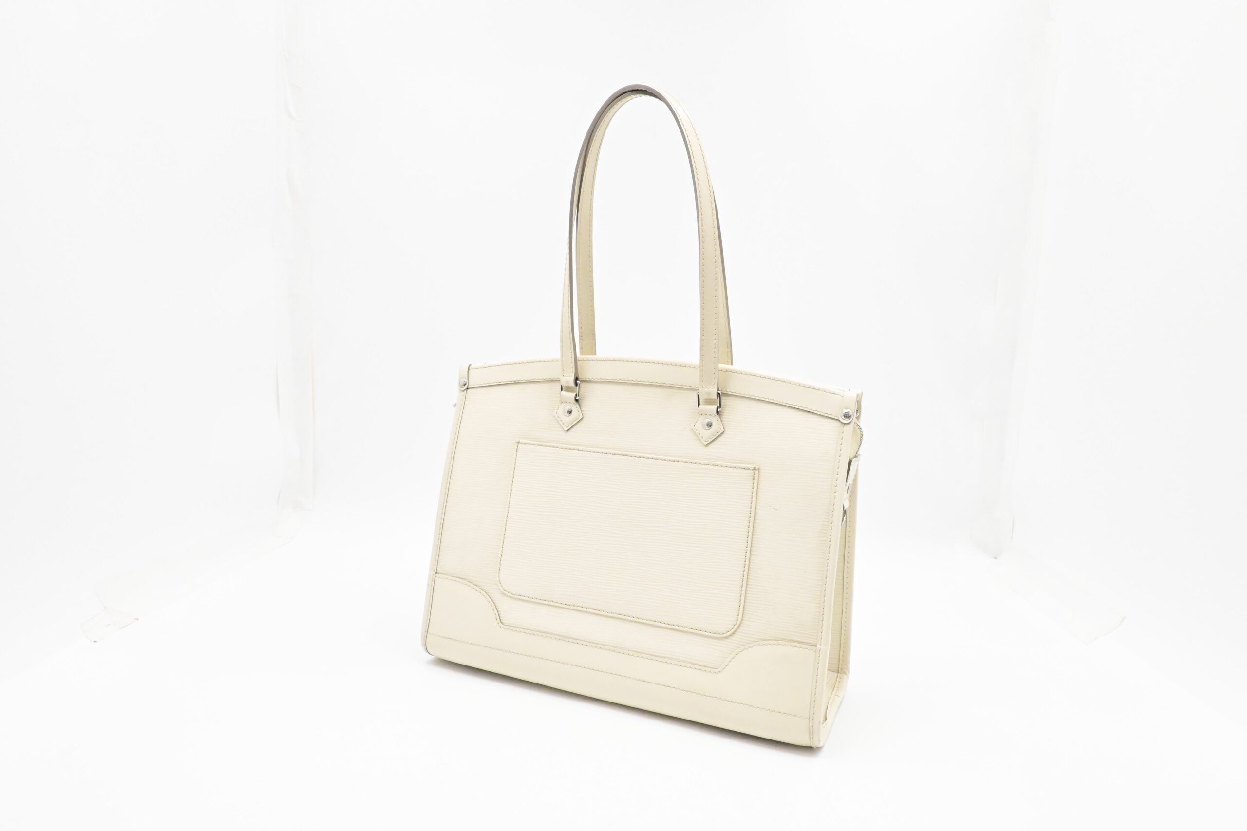Louis Vuitton Madeleine GM in White Epi Leather