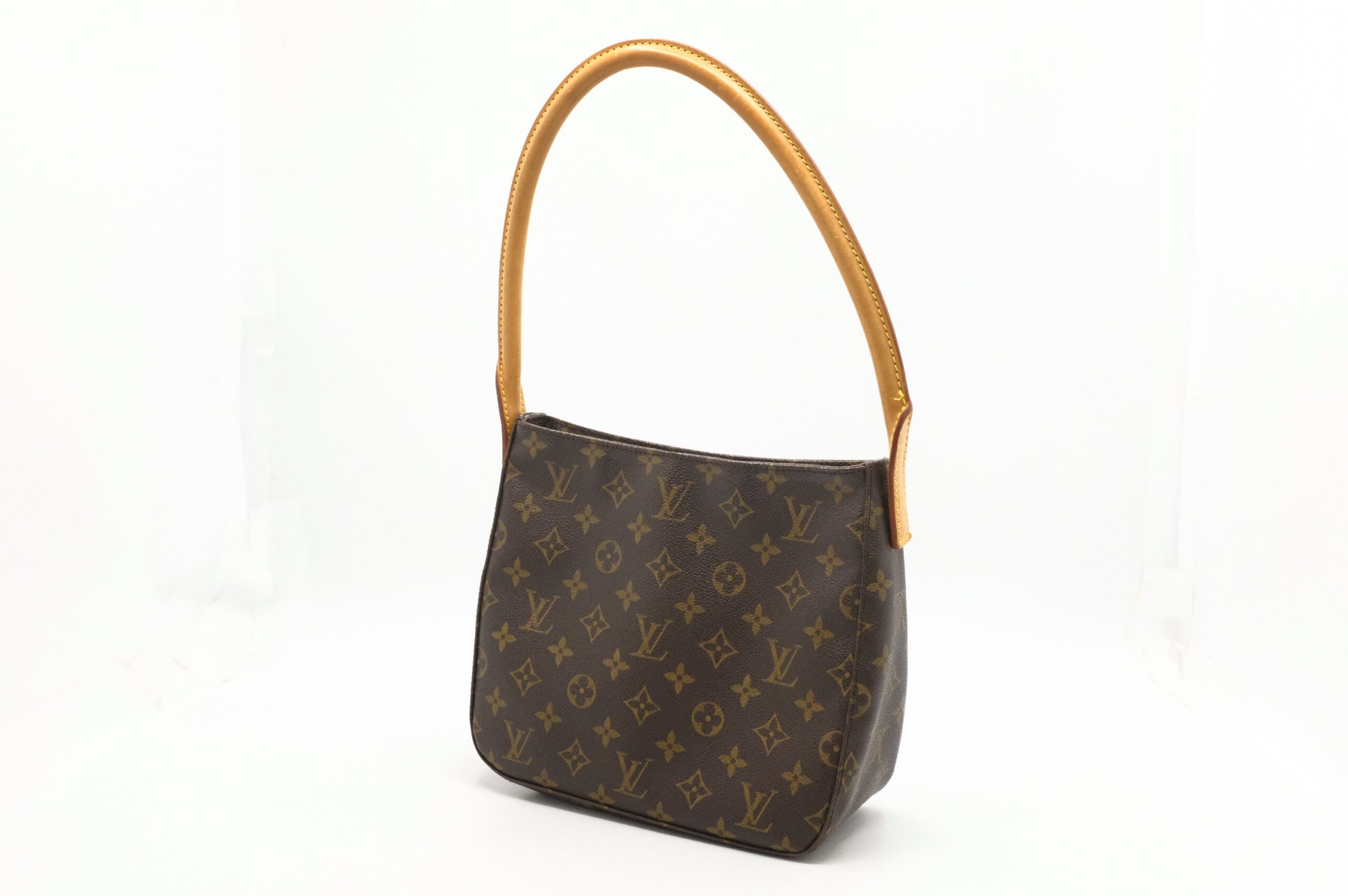 Louis Vuitton Looping MM in Monogram Canvas