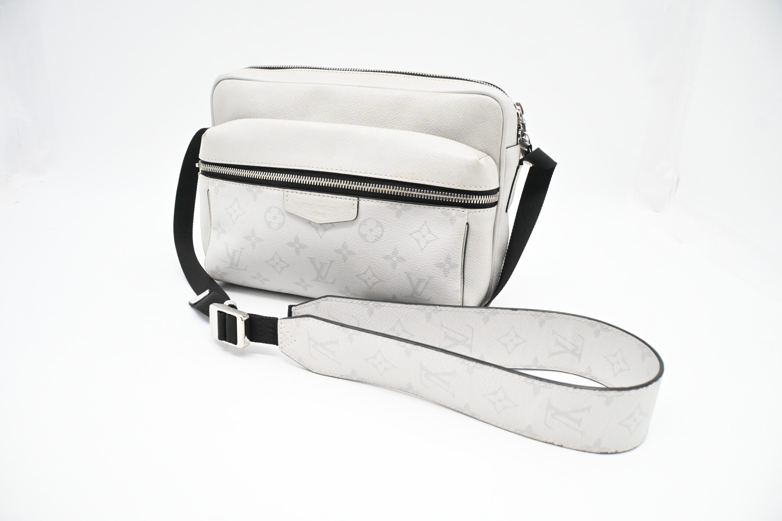 Louis Vuitton Outdoor Messenger Taigarama in Antarctica Monogram Canvas